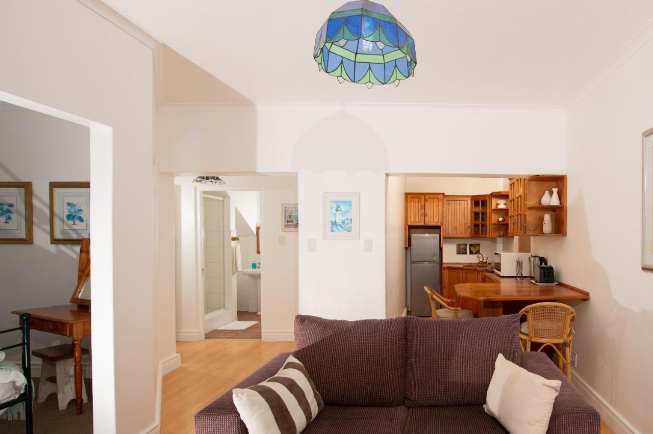 A Whale Of A Time Apartment Vishoek Exterior foto