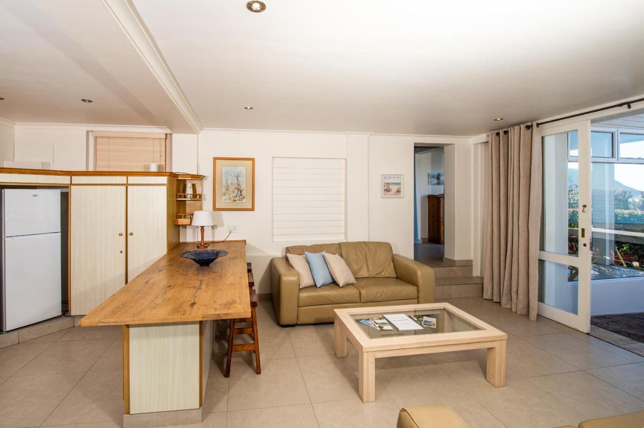 A Whale Of A Time Apartment Vishoek Exterior foto